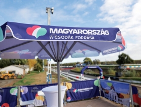 Reklāmas saulessargs Magyarország