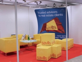 Reklāmas kubi Savills